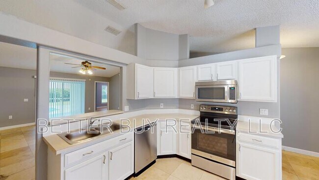 Building Photo - 21 Palermo Ln