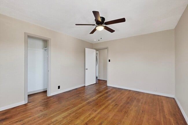 Building Photo - 165 Hilton Ave NW