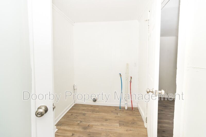 Building Photo - 4509 Highland Ave