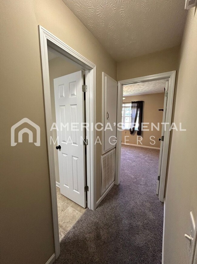 Building Photo - Home for rent in Lincoln!!! Available NOW!!!
