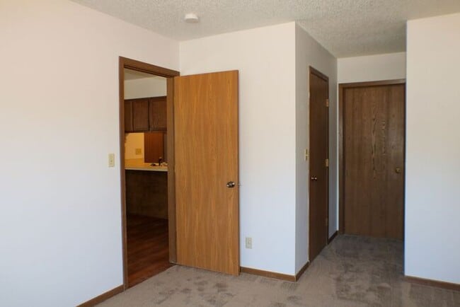 Building Photo - $1,195 | 2 Bedroom, 2 Bathroom Apartment |...