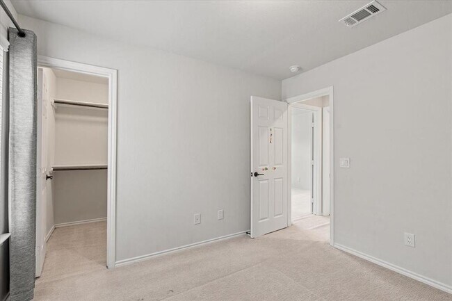 Building Photo - 4009 Delta Rose St