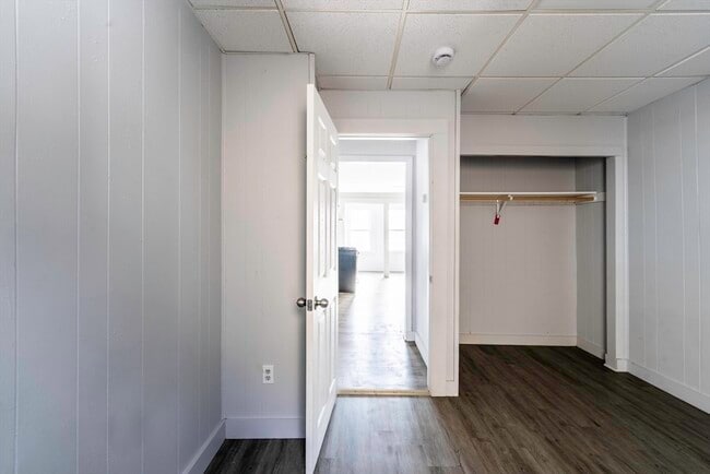 Building Photo - 30 Chestnut St