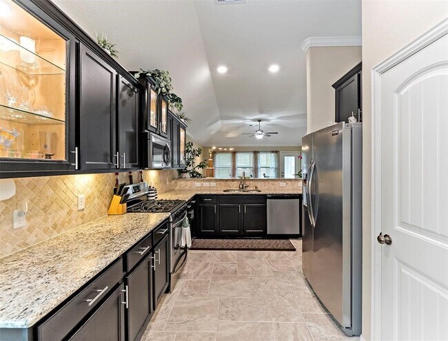 Building Photo - 6915 Astrapia Bay Xing