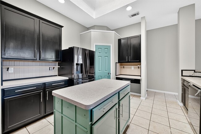 Building Photo - 16431 Red Crest Dr