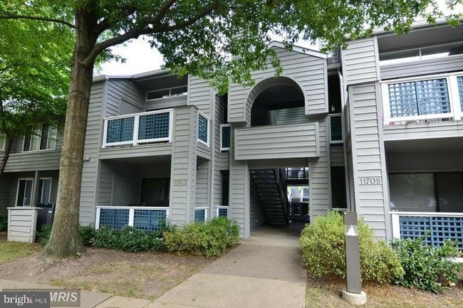 Building Photo - 11703 Summerchase Cir