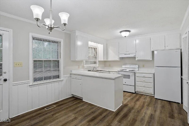 Building Photo - 5208 Windwood Ct