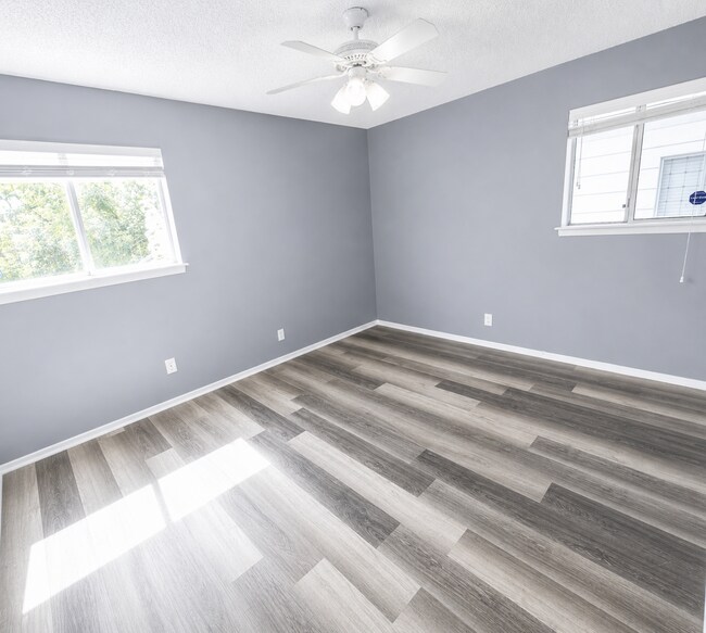 Building Photo - Willowrun B