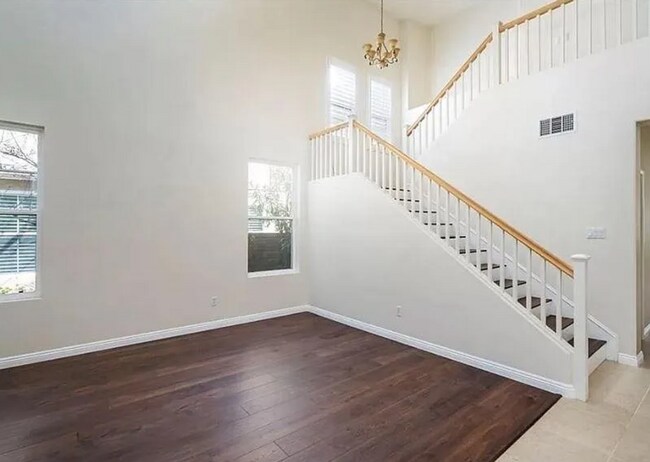 Building Photo - Spacious 4-Bedroom Pool Home in Saugus wit...