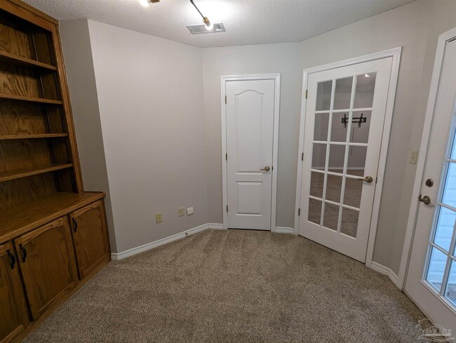 Building Photo - 3337 Indian Hills Dr