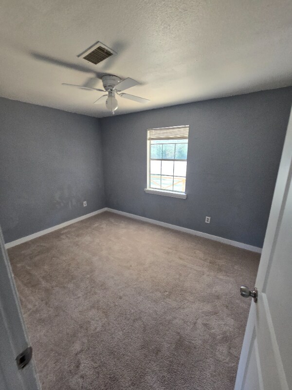 Building Photo - 666 FM356