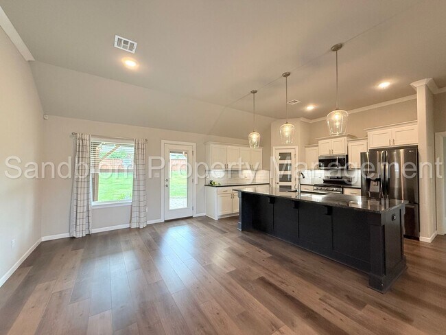 Building Photo - For Lease | Bixby | Available Now!
