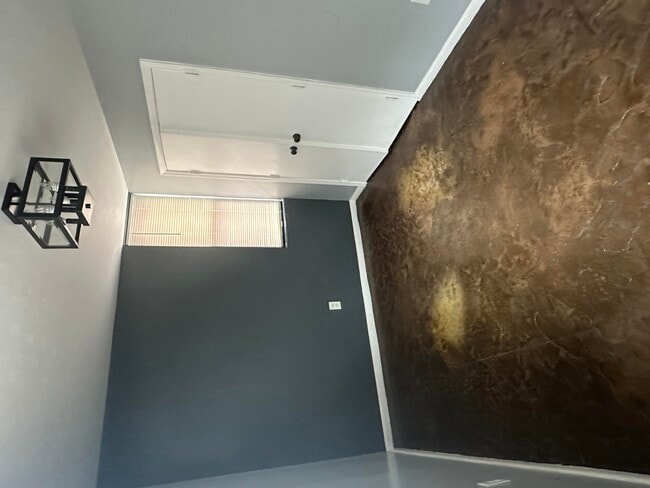 Building Photo - 705 Wilkinson Blvd