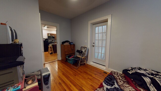 Building Photo - Charming 1BR + Bonus Sunroom - Near Yale, ...