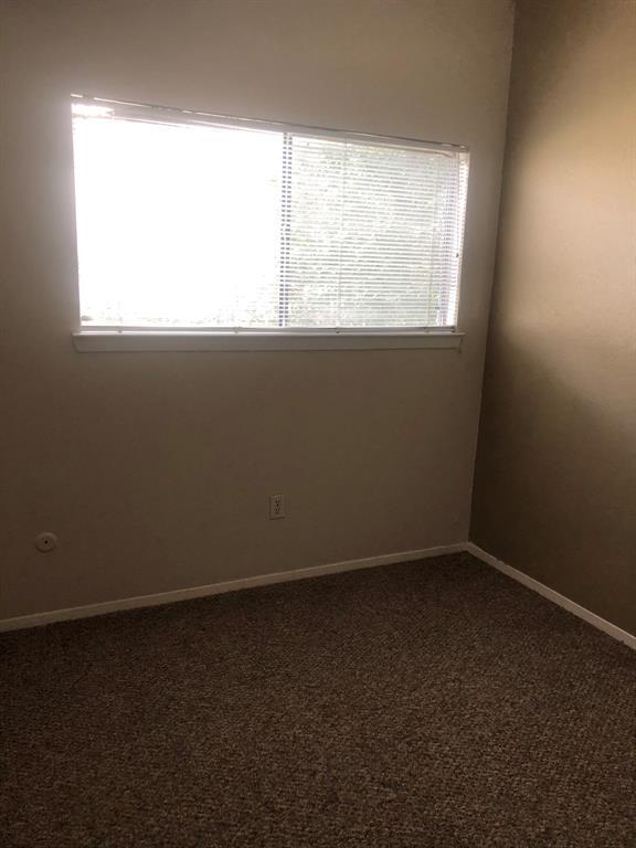 Building Photo - 9365 Pagewood Ln