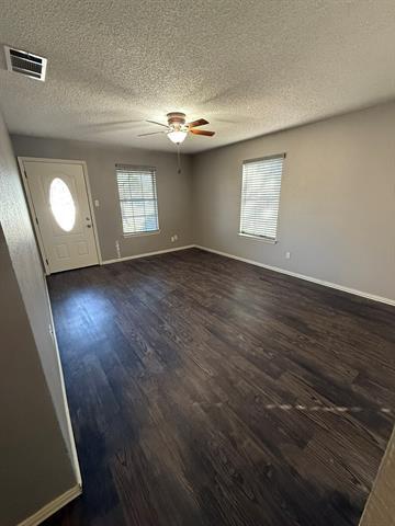 Building Photo - 401 Linda St