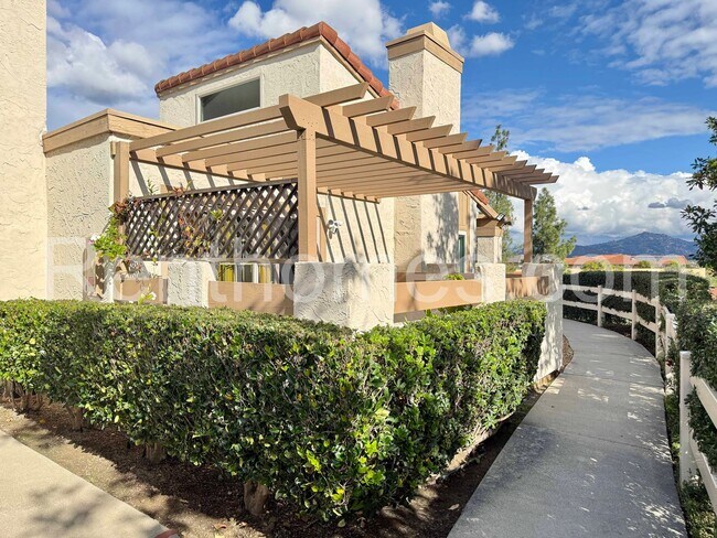 Building Photo - 11872 Bernardo Terrace