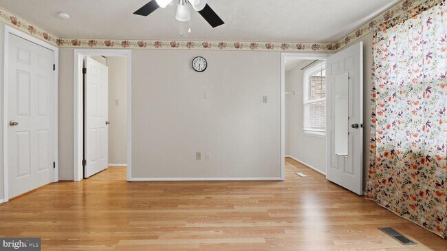 Building Photo - 7821 Fairborn Ct