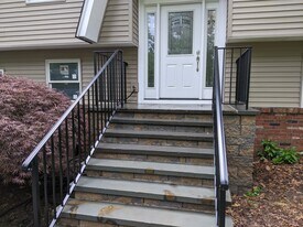 Building Photo - 544 Drakestown Rd