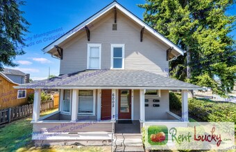 Building Photo - Singh Tacoma 4-Plex