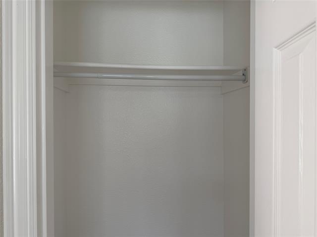 Building Photo - 523 Hilltop Dr