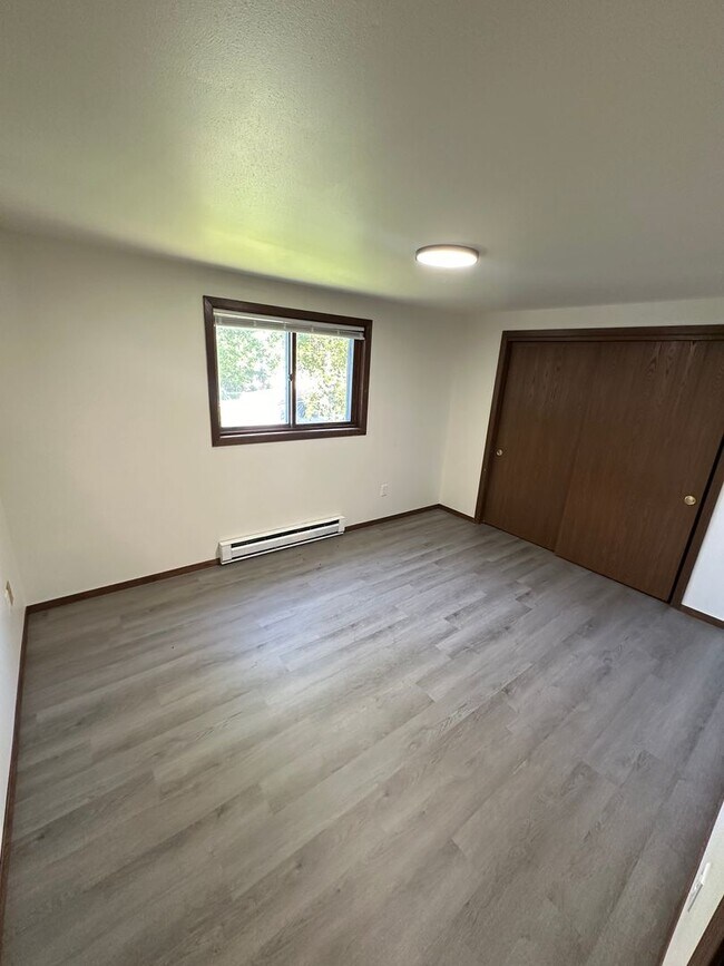 Building Photo - 416/418 17th Ave