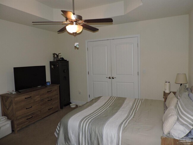 Building Photo - 5070 Carmell Ridge Cir