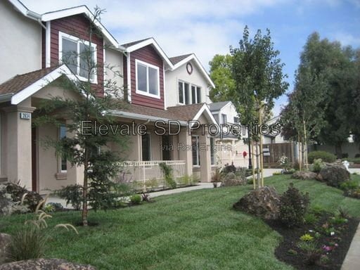 Building Photo - 2858 Grove Way