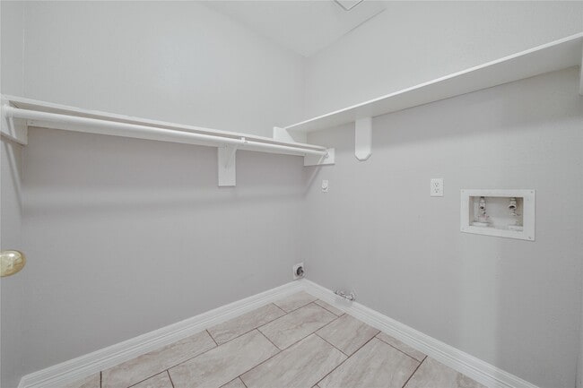 Building Photo - 4422 Westray Dr