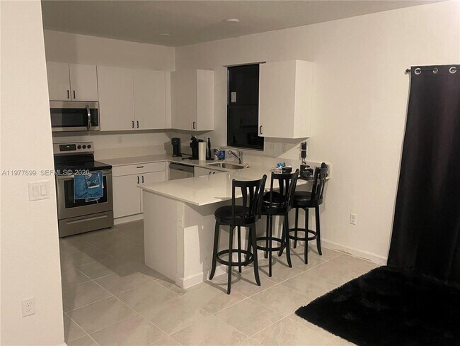 Building Photo - 20344 NW 6th Pl