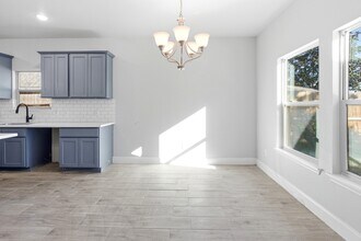 Building Photo - 7310 Foxwaithe Ln