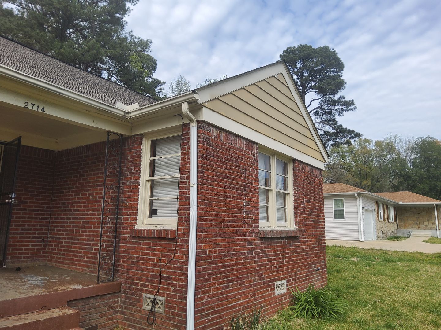 Building Photo - 2714 James Rd