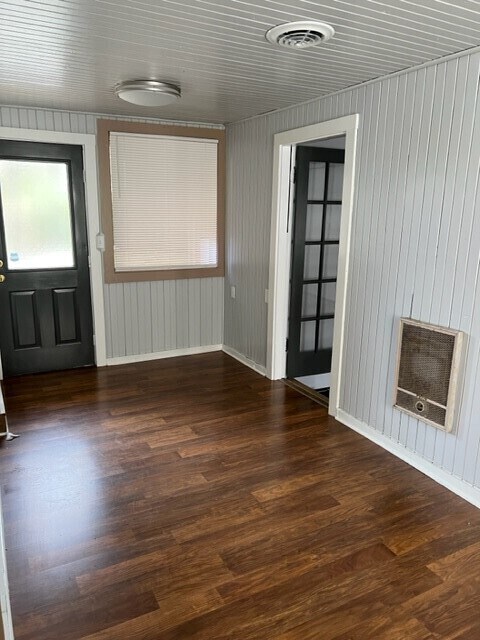 Building Photo - Berry Hill Commercial Property