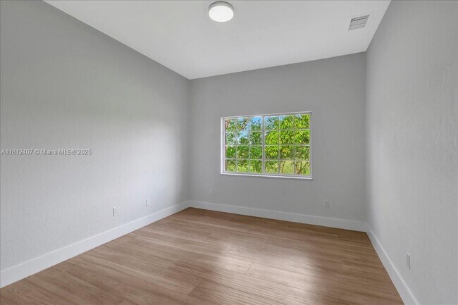 Building Photo - 16650 SW 67th Pl