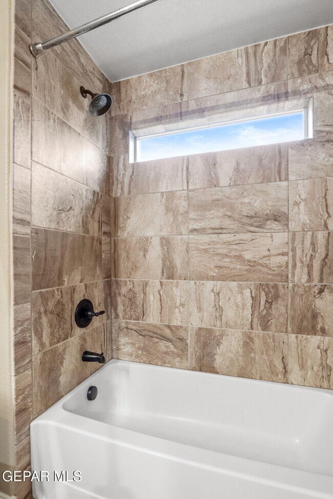 Building Photo - 4521 Marisabel Azcarate St