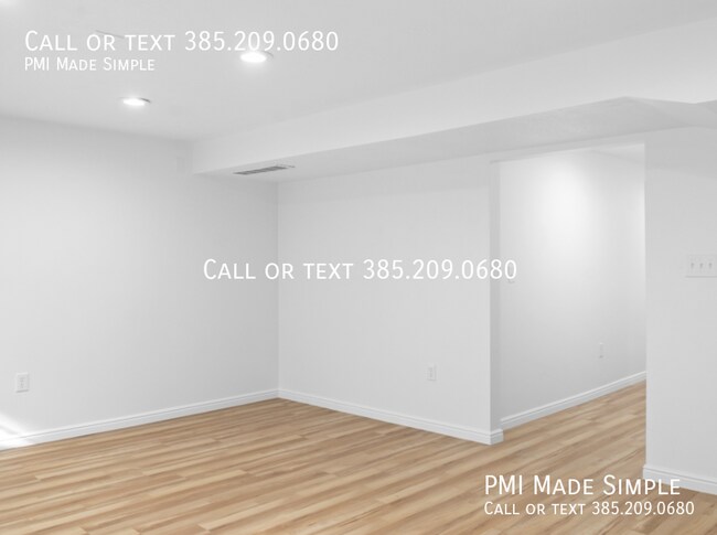 Building Photo - 7791 N Windhover Rd