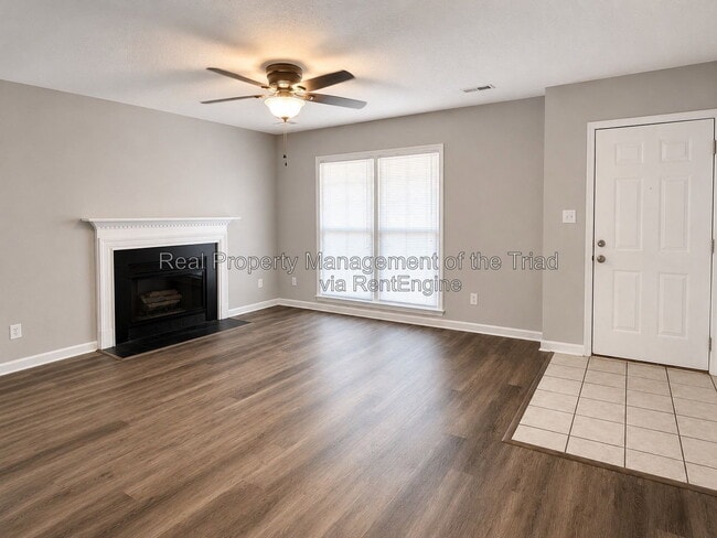 Building Photo - 6907 Cedar Bend Ct