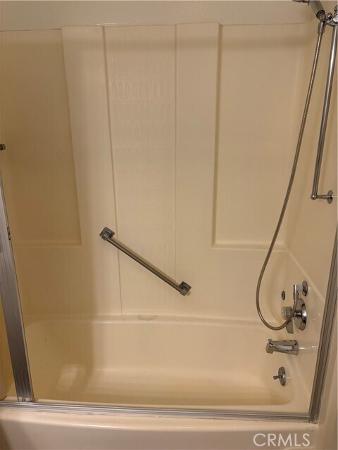 Building Photo - 2280 Via Mariposa W