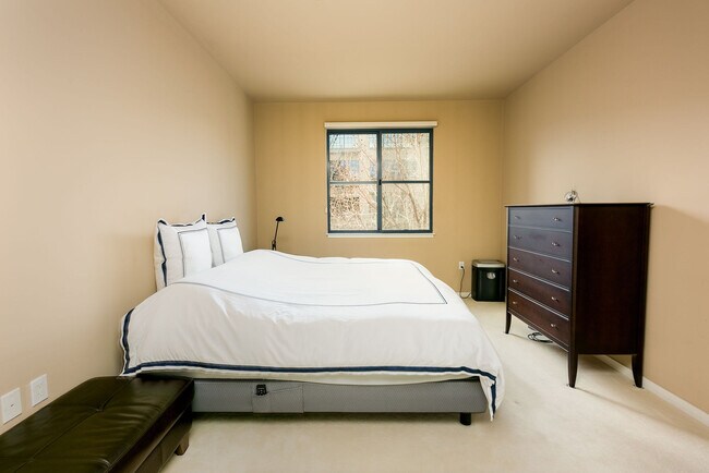 Building Photo - 88 Townsend St