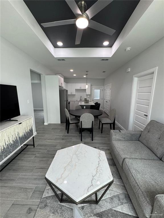 Building Photo - 17 Clinton St