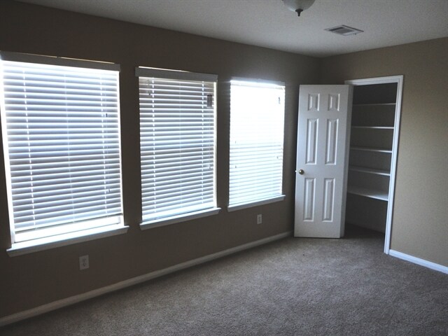 Building Photo - 710 Single Pine Ct