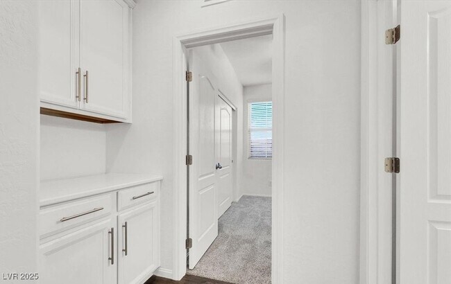 Building Photo - 7576 Sandwich Bay Ct