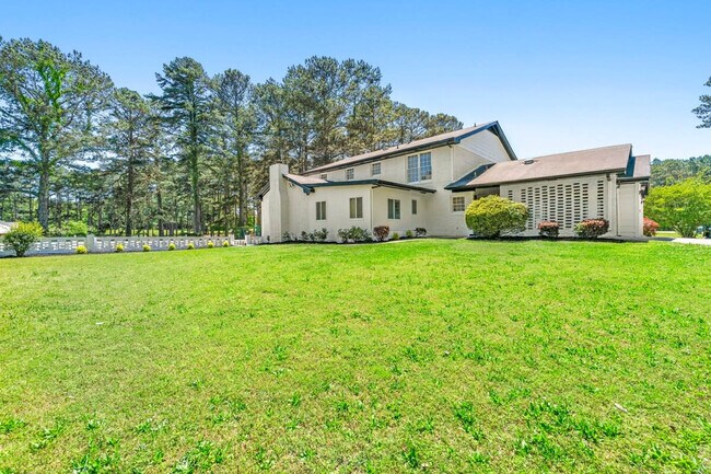 Building Photo - 441 Georgia 279-SI ID1019263P