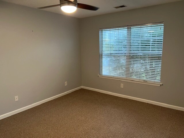 Bedroom - 449 Gardners Cir