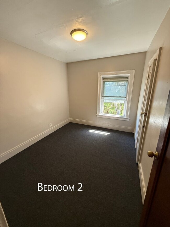 Building Photo - 27 Carthage Dr