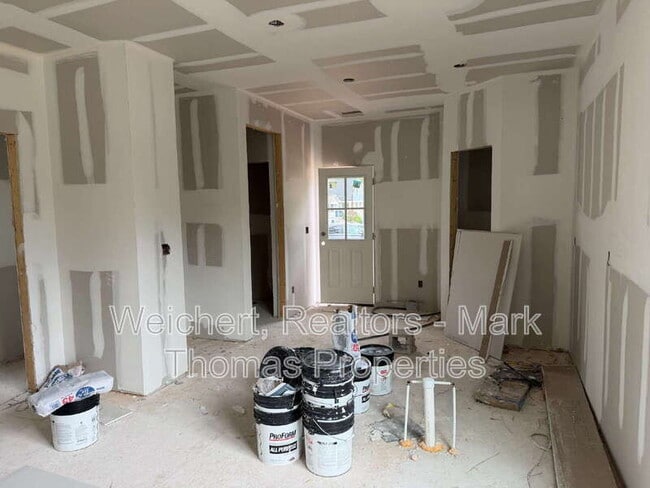 Building Photo - 1203 Fern St