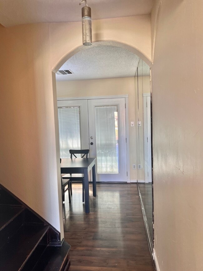 Building Photo - 7913 Cook Rd