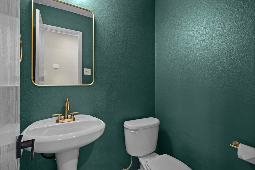 Building Photo - 432 Ponderosa Trail