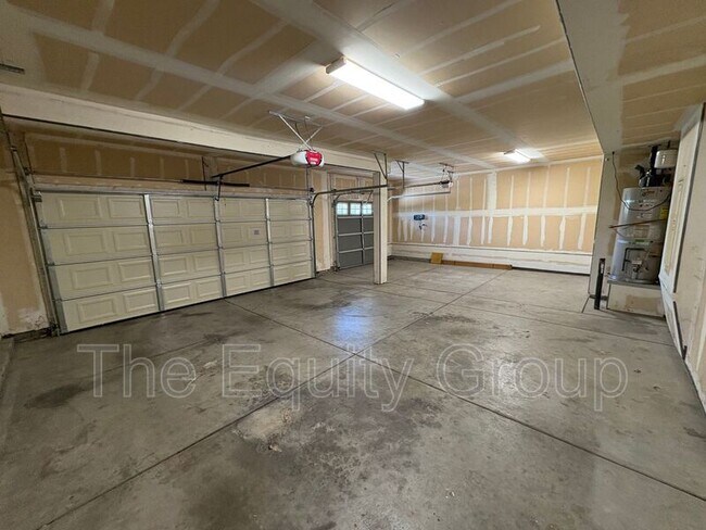 Building Photo - 3047 W Harold Ct