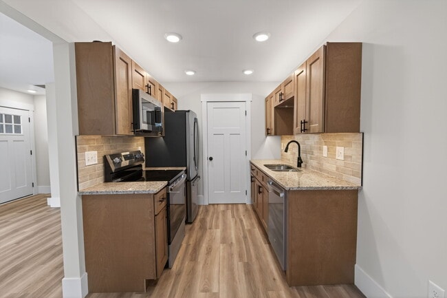 Building Photo - 357 Beechwood Ln